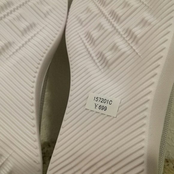 NEW Converse Ctas Modern Ox Ash Grey Women's 9.5 - Picture 9 of 10